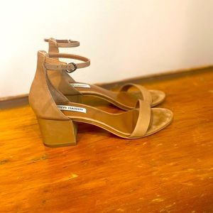 Like new low block heel sandals